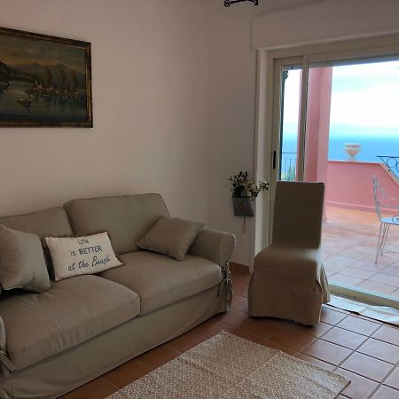 Villa Le Petit Paradis Taormina Buitenkant foto