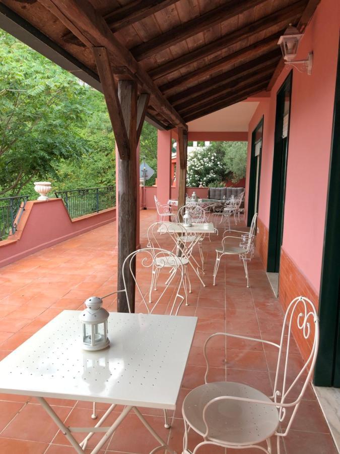 Villa Le Petit Paradis Taormina Buitenkant foto