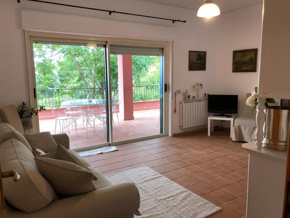 Villa Le Petit Paradis Taormina Buitenkant foto