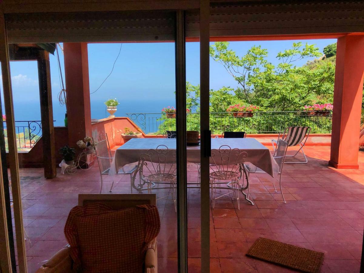Villa Le Petit Paradis Taormina Buitenkant foto